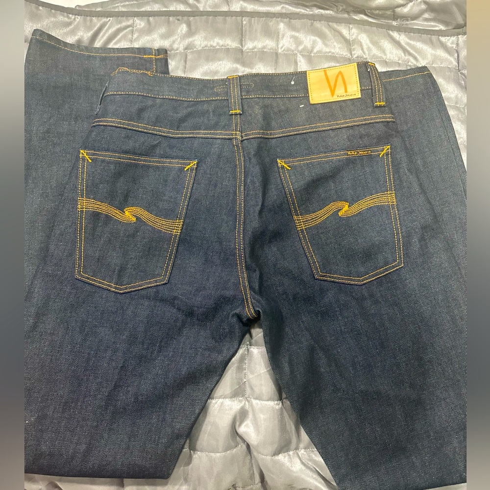 NUDIE JEANS